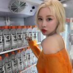 Dayoung Instagram - 성수동 게토레이 팝업으로 놀러오시면 게토레이 제로를 마음껏 마실 수 있어요!🧡 (진짜 맛있어요ㅠ🧡) @gatorade_korea #오늘의나를움직이는게토레이제로 #게토레이제로 #게토레이제로팝업스토어 #게토레이 #광고