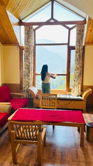 Dayyana Hameed Instagram - Manali📍
@hikeify.manali 
.
.

.
.
.
.
.
.
.
.
.
.
.
.
.
.
..
.
#trend #manali #trending #tourism #moutain 
#northeast #northeastindia #kulu #himachal #reels 
#mountainbliss #reelitfeelit #sunset #trendingreels 
#travelgram #cinematic #nature #