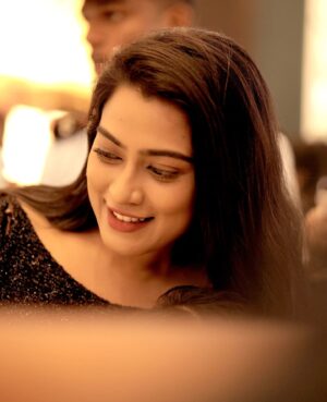 Dayyana Hameed Instagram - 🖤

📷 @arunraj_ra_ 

#moments
#audiolaunch 
#iyyerinarabia 
#durgakrishnaartist