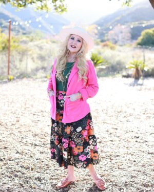 DeAnne Stidham Instagram - So blessed to celebrate another amazing year of life! 2024 is already bringing me so much joy and I look forward to endless memories to come! Thank you ALL for the birthday wishes and love! 🥳💖

📸 @amelialyonphoto