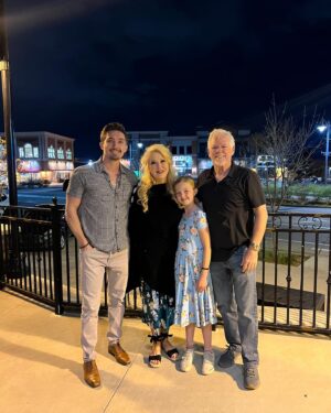 DeAnne Stidham Instagram - Mark and I went up to Utah to visit with some of our family! It was an amazing weekend spending time with these precious grandchildren! So grateful to be able to make memories with people we love! 💗💓 @devj92 @cutie_kuehne  @jakekylejones