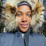 DeWanda Wise Instagram - I’m a Winter person now. ❄️ {De on her morning walk. She wears a blue coat scored from Sundance 2016.}