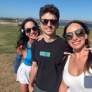 Debbe Dunning Instagram - Hanging out with my kids & skating! These are a few of my favorite things!!All in one day!! Must be #mothersday #family #mom #blessed