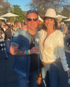 Debbe Dunning Instagram - Such a Beautiful Venue put together by @bootsinthepark @activatad 👢thanks @sayheyjk for the tickets!! You’re one of my besties!! Thanks for thinking of me !! We all had such a blast
