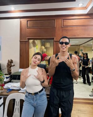 Debbie Garcia Instagram - First time to experience Gawagawayan Festival! ANG SOLID!!!! Thank you Mayor @j2dyizzo 🤘

Definitely one for the books! @thirdvano @_misslopa @mixydy @nicoledyyy @katarinarodri @pattymuhlach @tjvalderrama @muhlachluigi @paulinacoj 😎🫶🏻🥹