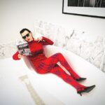 Debi Mazar Instagram – Relaxing before the @burberry show.
Didn’t want to get my book wet!A MUST read!
“ SLUM BOY”  by @juanodiazartist ❤️
#slingbacks #LFW2024🇬🇧
Thankyou @claridgeshotel for a FANTASTIC stay!