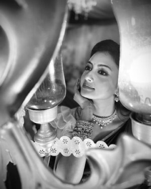 Debjani Modak Instagram - Look up at the stars and not down at your feet. Try to make sense of what you see, and wonder about what makes the universe exist. - Stephen Hawking✨
