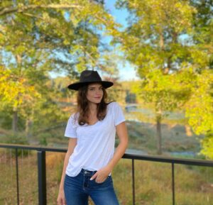 Deborah Mace Instagram - Time to shed the old ✨🍁 #fall