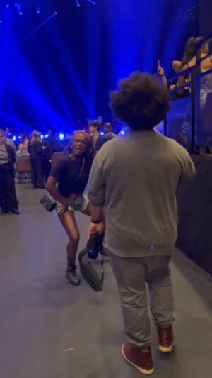 Deborah Joy Winans Instagram - This how I’m dancin through this week! How about you?! 😝 🎥 @tylerrm_  #CC&TTDoParis