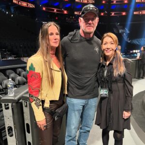 Debrah Miceli Instagram - More photos with some unbelievably talented people and #WWE Hall of Famers!

#WrestleMania weekend always provides a great opportunity not only to see big matches and moments, but ti catch up with old friends.

#WWEHOF #WWERaw @wwe @undertaker @bull__nakano