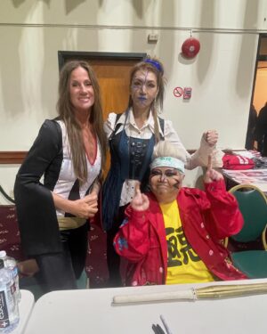Debrah Miceli Instagram - With a pair of legends last weekend for @westcoastproofficial!

The great @bull__nakano who gets a big and well deserved honor next week, and Dump Matsumoto who was one of the biggest stars ever in Japanese women’s wrestling!

#WWE #SmackDown #WWEHOF