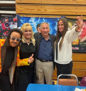 Debrah Miceli Instagram - What an amazing weekend! Thank you #normproductions 
I got to hang with some incredible people
@jimmyhartmouthofthesouthwwehof Jerry Briscoe Babydoll
#bigtimewrestling