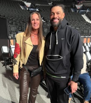 Debrah Miceli Instagram - Acknowledge him! ☝️

@romanreigns had a #WWE Championship run for the ages and was a huge part of the success of #WrestleMania! Every story needs a good villain, and The Tribal Chief couldn’t have been any better.

@wwe #WWEHOF #WWERaw