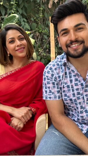 Deepali Pansare Instagram - We are very chalak bro..!!😎😈
.
#dhruvadatar #deepalipansare #actors #laxmichyapaulanni #duo #villians #starpravah #chalakudy #marathiactors #drama #negative