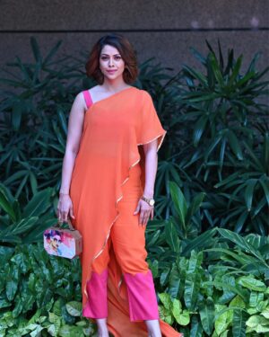 Deepali Pansare Instagram - Outfit @vicchi___
Customised Jewellery @_bahawa_creation_
Styled by @devika_manjrekar
MUA @dharmesh.waghela88 
Hair by @pasare.kalpana 
📸 @bhushan__tandel