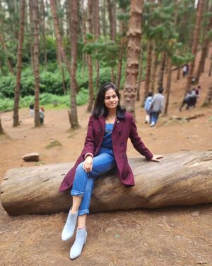 Deepika Tripathy Instagram - #pine forest#ooty# nature#with husband#feeling awesome 👌#❤️❤️ #🧿