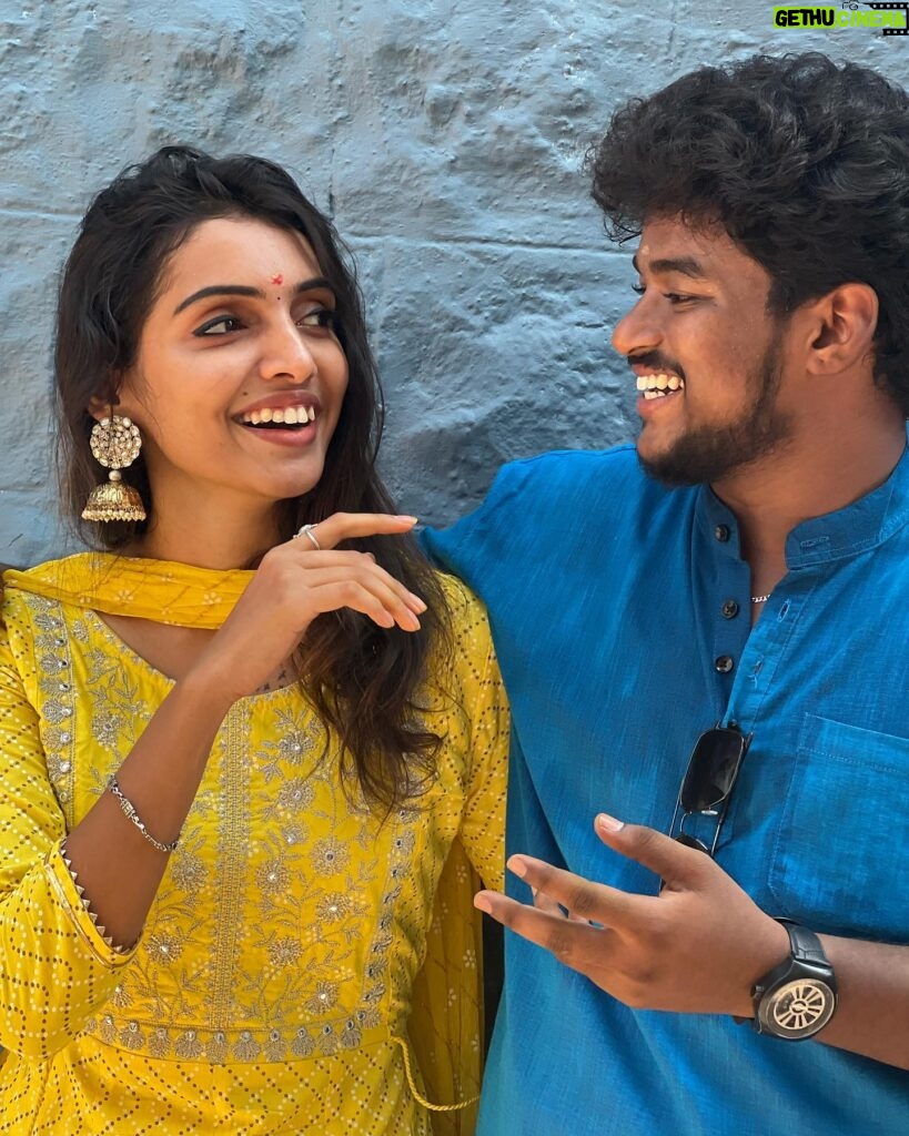 Deepika Damu Instagram - Hard times will always reveal true friends>> Mera Natpu forever and ever ♾️💯 @gokul_cdc_ @deepuuofficial #kanaakaanumkaalangal #vijaytelevision #disneyplushotstartamil #deepikainkanaakaanumkaalangal #deepuuinkanaaasharitha #deepuuharitha #deepuuharithakanaa #harithatomboy #deepuutomboy #deepuuharithatomboy #deepuureels #deepuuofficial #reels #deepuuinsaree #ᴛʀᴇɴᴅɪɴɢʀᴇᴇʟs #gokulcdc #natpuforever #natpu #friendshipgoals