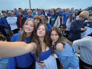 Defne Erşen Instagram - Son seyahatim Amerika ile birlikte tam 20 ülke görmüş bulunmaktayım arkadaşlar 💙
