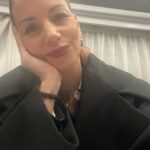 Defne Kayalar Instagram -