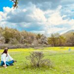 Defne Kayalar Instagram - Bahar üzerinden bize bir söz verilmişti 🌿