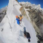 Della Dartyan Instagram - From the top of Lobuche East Peak 6119 Mdpl 💙 All gear @eigeradventure