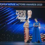 Della Dartyan Instagram - Tahun ketiga menjadi pembaca nominasi di @imaawards. Tahun ini senang sekali bisa membacakan nominasi untuk kategori : Peran Utama Pria Terbaik 2023 bareng @clarabernadeth ✨ MUA @ms_lifa Hairdo @ade_ragil_hairdo Gown @anazofficial 📸 @narawangsadheo @ade_ragil_hairdo