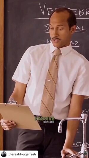 Denise Boutte Instagram - Keegan!!!! My former classmate… Yeah, I said it for the 100th time 🤓 Had me LMAO 🤣 AND my name made an appearance 🤓 XoXo-DB’ #Weeziana #WeezianaGirl @keeganmichaelkey #ebonics 🤣