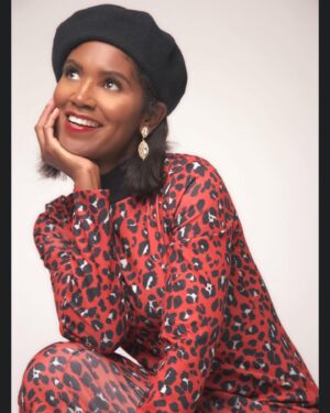 Denise Boutte Instagram - Hmmmm… What to watch this Sunday night 🤔 As a MOTHER, hopefully my INTUITION kicks in by 9/8c. Come to think of it, TVOne usually has exactly what I want! Time for some popcorn 🍿 Tonight’s gonna be GREAT!!! XoXo - DB’ #Weeziana #Weeziana #mother #loves #intuition #tonight