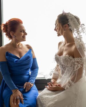 Denise Capezza Instagram - Che ricordi.. 🤍
.
Grazie ai miei angeli..
 @lebaobabsposa per questo abito da sogno 🥰 
.
Make up @chiaracorsaletti 
Hairstyle @domenicaricciardi
Foto @studiofotograficocaserta
🌸🥀🌻@antonella_dacunzo_flower 
@laboutiquedipastore
@la_conca_sul_mare