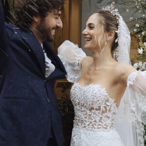 Denise Capezza Instagram - pecché senza 'e te..

@moodvideomaking_weddings 🙌
@lebaobabsposa 👰
@virum_napoli 🤵
@laboutiquedipastore 😁🌹