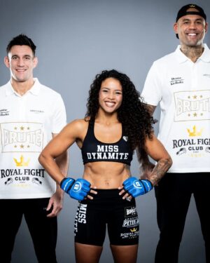 Denise Kielholtz Instagram - Three days to go .. 

📸 @lucasnoonan

#Missdynamite #bellator301 #mma #countingdownthedays #Letsgo