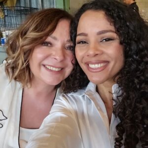 Denise Kielholtz Instagram - Favorite place in the world where I like to be..

With my family .. ❤️.. 

#Missdynamite #sundayvibes #love #fromamsterdam