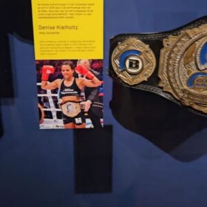 Denise Kielholtz Instagram - The world behind the motivation why Martial Arts plays such an important role in people's lives ..

Get to know our passion, and step into our world can now be seen and felt in the World Museum Amsterdam .. 

#Missdynamite #martialarts #loveourworld #wereldmuseumamsterdam