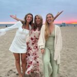 Denise Austin Instagram - Happy #InternationalWomensDay!!!! YESSSS!! We are STRONGER TOGETHER!!! Each and every day I am so thankful to be side by side such strong, confident & inspiring women!!! Especially my amazing daughters @kellyaustinmentoring & @katieaustin who are both so kind, so smart and lead with integrity!!! Which warms my heart..proud beyond words. My 3 devoted sisters and it all started with our dear Mom who instilled in us girls that we can achieve anything we put our hearts into!!! And to all my wonderful friends, women I work with and YOU!! I am constantly reminded how empowering it is to be a woman!!! There is nothing we can’t achieve as long as we work hard, have faith, stay determined and do everything from a place of love and passion!! Always remember we are stronger together and I will always be here to encourage you and support all of you to live a healthy and happy life!!! Let’s CELEBRATE all women!!! Xoxo