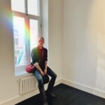 Deniz Barut Instagram - Düşlerini özgür bırakabilene, düşlerini yaşam tarzına dönüştürebilene ve hatta düşlerini mesleğe dönüştürebilene hayranlıkla, saygıyla baktığım bir gündü bu. #artweek