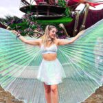 Denyzee Instagram - Tomorrowland c’est fini ✅ il y a 10 ans, en parlant avec mon meilleur ami je lui disais: ce serait fou un jour d’aller à @tomorrowland 🎶 et aujourd’hui @cocacolafr et @coke_studio ont réalisé (probablement sans le savoir) mon rêve, et je leur serai éternellement reconnaissante 🥹 alors merci à toutes les équipes d’avoir pu rendre ça possible, et de me permettre d’inspirer des centaines et milliers de personnes à croire en leurs rêves aussi 🤍 Les amis, tout est possible, il suffit d’avoir une vision claire de ce que l’on souhaite obtenir. Et toi ce serait quoi ton rêve? #festival #festivaloutfit #tomorrowland #tomorrowland2023 #festivalfashion #fee #fairytale #fairytail #music #musicfestival #outfitinspiration #collaborationnonrémunérée