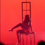 Despina Vandi Instagram - Σας ευχαριστούμε παρα πολύ για τη χθεσινή υποδοχή και τεράστια αγκαλιά που δε σταματήσατε ούτε στιγμή να τραγουδάτε και να χορεύετε! Καταπληκτική ενέργεια, μεθυστική!!! @georgesabanis είσαι φανταστικός!!! @kingsofficial σας λατρευω yahabibia μου!! Ευχαριστώ όλη την ομάδα μου που ξέρω ποσο πολύ κουράστηκε και δεν έχασε ποτε την καλή της διάθεση που είναι το πιο σημαντικό!!!Τους μουσικούς μου και τους τεχνικούς μου που από Βοστωνη προσγειωθήκαμε Βοτανικό και παρόλη την κούραση ήμασταν εκεί δεμένοι να τα καταφέρουμε! Ευχαριστώ τον αγαπημένο μου φίλο πάνω από όλα @fokasevagelinos που καθε φορά που συναντιόμαστε το αποτέλεσμα είναι μαγικό καθώς και τον Παντελή Μακα για όλη του την έμπνευση! @makis_anastasakis καλά κάναμε και δε σε πήραμε μαζί μας στην Αμερική!😂 Το αποτέλεσμα έδειξε πως έπρεπε να μείνεις! @blathras_tasos το ευχαριστώ είναι λίγο! Είσαι υπέροχος! @stavros_papagiannakopoulos σε αγαπάω χρόνια και το ξέρεις! @brakouliaspanayiotis σε ευχαριστώ που είσαι δίπλα μου έστω κι από μακρυά!😂 @papamerikaterina ακούραστη ψύχραιμη ήρεμη και στα πιο δύσκολα!Σε ευχαριστώ Κατερινιω μου! Και φυσικά όλο το beauty team μου! @nakopoulouvaso @konstantinosp_8 και @chrysanthithomatos9 αυτήν την υπέρβαση που έκανες δε θα την ξεχάσω ποτε!Σε ευχαριστώ αγάπη μου! Και για άλλη μια φορά τη μοναδική κορυφαία @celiakritharioti που μέχρι και στη NY κάναμε πρόβες!!! @iamtheoptimusprime δεν ξεχνιέσαι φυσικά εσυ!😂😂😂 Σας ευχαριστωωωωωωωωωω❤️