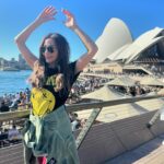 Despina Vandi Instagram – Touristsες!😂 #sydney #australia