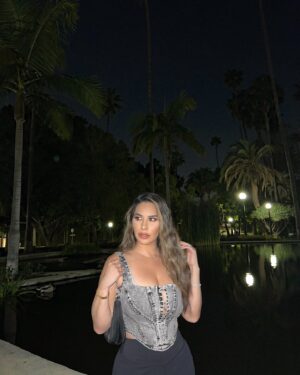 Destiny Monique Instagram - Fashion, Food, Fun….it’s pretty easy to keep me happy. 😁
Corset top by: @ver_luisant_clothing (linked in bio) 
.
.
.
.
#ad #fashion #style #corsettop