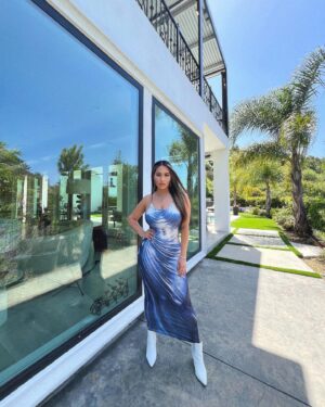 Destiny Monique Instagram - Have a great week everyone! 💙
-
15% off with my code: ADWD15 shop @shop_kollyy 
Sculpture aesthetics human body sleeveless maxi dress. 
.
.
.
.
#Ad #maxidress #style #fashion #kollyy #dress