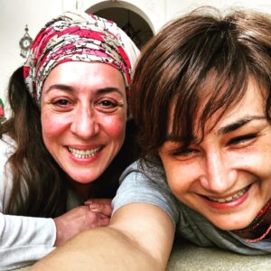 Devin Özgür Çınar Instagram - #20liyaşlarchallenge (zeka bakımından) 🧿💕