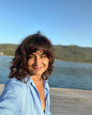 Devin Özgür Çınar Instagram - 1 ekim 2022 🎈yazın arkasından koşup çekiştirdim uslu uslu oturdu. @ipekturktan ❤️