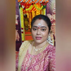 Devipriya Instagram - என் பிறந்தநாளன்று வைகுண்ட ஏகாதசி சொர்க்கவாசல்  தரிசனம்.🙏😇🙏