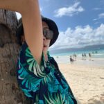 Devon Seron Instagram - Lost in paradise with my heartbeats. 🌴💕