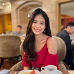 Devon Seron Instagram - A peaceful retreat at this lovely hotel. Taking a moment to unwind and soak in the nostalgic ambiance. Thank you for the wonderful stay! 🏨✨ @richmondehotelortigas