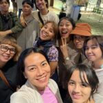 Dewi Lestari Instagram - Lebaran Babak 2 diisi dengan kunjungan ke rumah @keymangunsong & Radit bersama The Sisters, mencicipi hidangan Emak Zanty yang legendaris. Esok harinya, ada sekuel makan siang di BSD, meniqmati home cooked meal by yours truly. Ditutup dengan ibadah “Dune 2” bersama jamaah Lisan Al Gaib kwarcab Jaksel. Perfect holiday! ❤️👌 Lap yu, ghaes! @keymangunsong @imeldarosalin2 @hiroakikato39 @ephipania @atishaprajna @dhammasaurus and all!