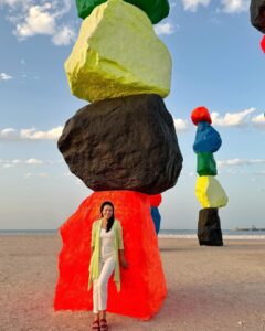 Dewi Lestari Instagram - The 974 Beach, Doha. More than one kilometer stretch of white, superclean beach. Yang bikin beda, ya, batu warna-warni ini. Gimana nyusunnya, ngewarnainnya, saya lama di sini karena mikirin itu. Bukan karena foto-foto. Bukan 😄