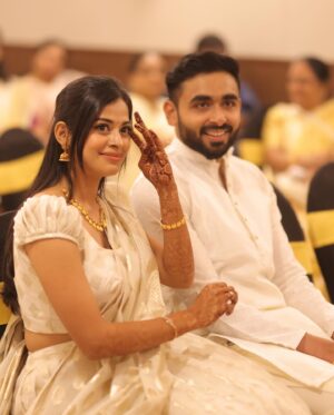 Dharshana Ashokan Instagram - Flaunting my nose pin in all pictures 🤍

Photography- @haran_official_ 😇