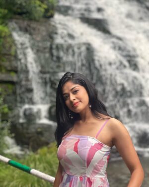 Dharshana Ashokan Instagram - Album: favourites❤️

Day 1 shillong ✨

Pc: @the_adventuresoul 😘
