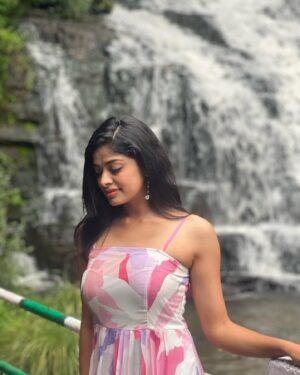 Dharshana Ashokan Instagram - Album: favourites❤️

Day 1 shillong ✨

Pc: @the_adventuresoul 😘
